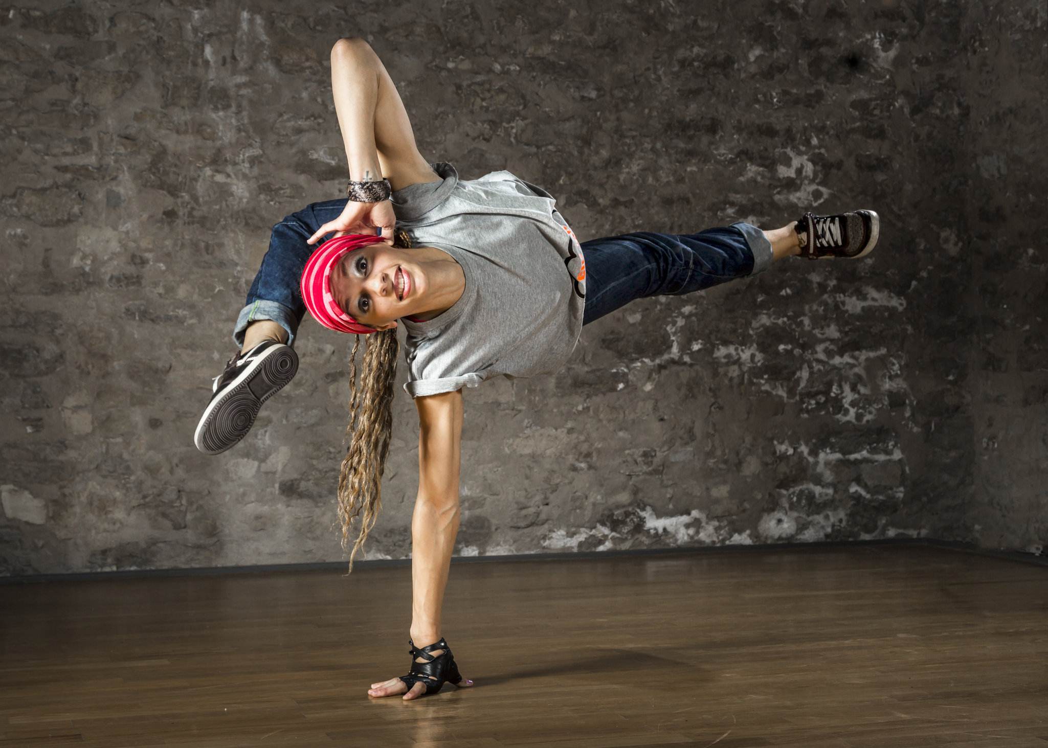 what-to-wear-to-hip-hop-class-on-one-studio